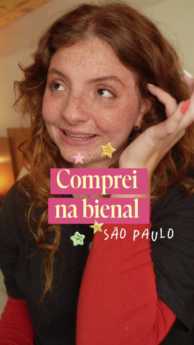 POV: você foi na Bienal jurando que ia só dar uma olhadinha… e voltou com uma coleção inteira de livros que definitivamente NÃO deveria…