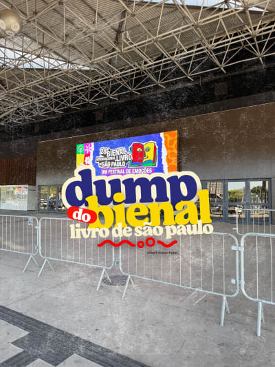Dumpzinho do período que passei em SP para a Bienal ✨ Foi incrível passar esses dias em SP juntos com meus amigos, conhecendo vocês…