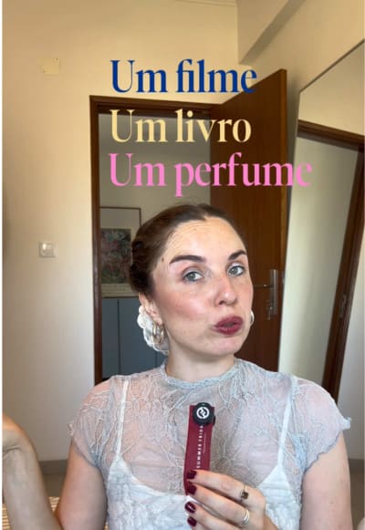 Um filme, um livro e um perfume ✨ 🪭Livro da @Relógio D'Água Editores 🪭Perfume da @ClarinsPortugal #booktokportugal #cinematok #favoritos…