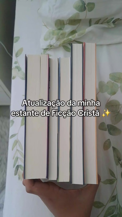 Cortejoletes presentes? Tenho um carinho muito especial pelos livros de Cortejo. Foram eles que me inseriram na Ficção Cristã e continuam…