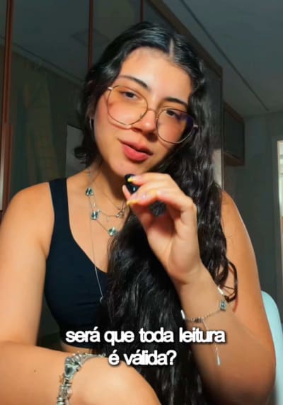 ⚠️ lembrando: você pode ter a leitura como um hobby (eu também tenho), desde que não seja apenas isso #booktokbrasil #bienaldolivro…