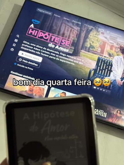 bora assistir 🥰🥰🥰👀 #ahipotesedoamor #filme #livros #kindle #booktok