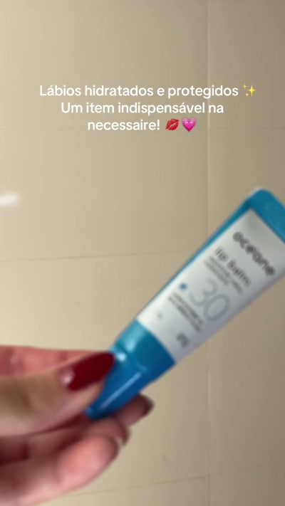 Hidratação e FPS 30 para os lábios 💗☀️ Um daqueles produtos que vale ter sempre na bolsa! #TikTokShop #Océane #LipBalm #ProtetorLabial…