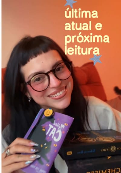 provavelmente o próximo vai ser do riley pois: spooky season 🎃 @editoraintrinseca @Companhia das Letras #booktokbrasil #alchemised…