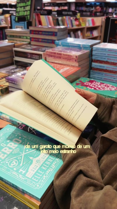 Amo quando livros juntam romance e mistério 🌟 Aqui no @ParkShoppingCampoGrande você encontra “Eu e esse meu coração” disponível na…