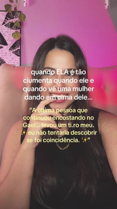 Post de @bialibrary_ no TikTok, há 1 mês