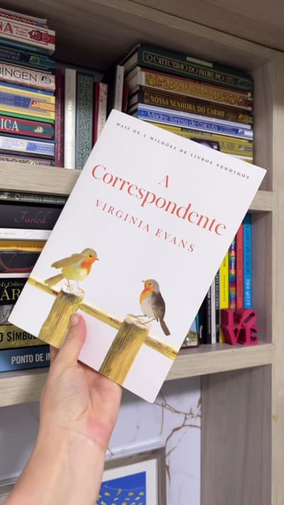 Um livro que nos mostra que nunca é tarde para se permitir sentir, amar, pedir perdão e descobrir que a vida ainda guarda histórias…
