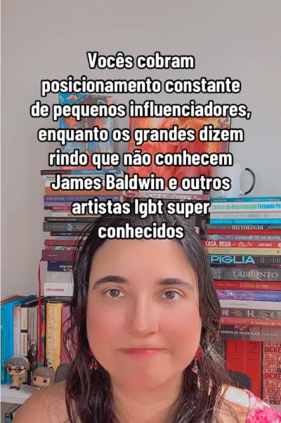 Cobrem dos grandes também! O intuito desse vídeo não é a exposição, e sim a reflexão. Então não vou citar nomes nos comentários…