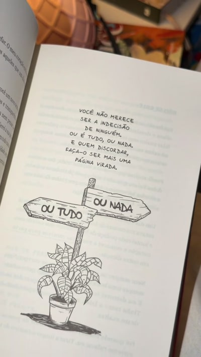 #foryoupage #livros #traumas #triste #poesia