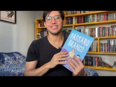 LIVRO PÁSSARO BRANCO - HQ DA ESCRITORA DE “EXTRAORDINÁRIO”