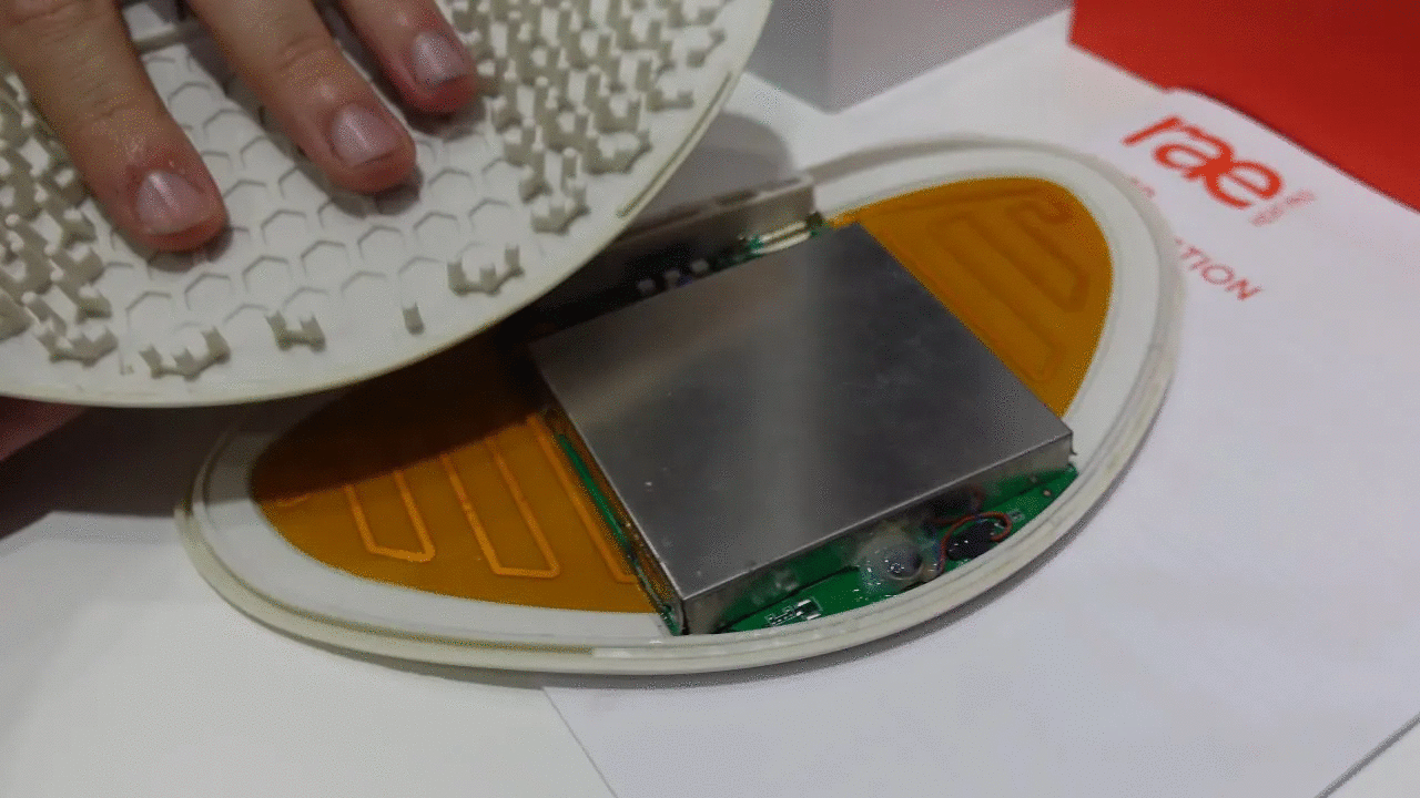 EEVblog 1694 - Scarlet Rae Teardown + Design Discussion with Xentronics