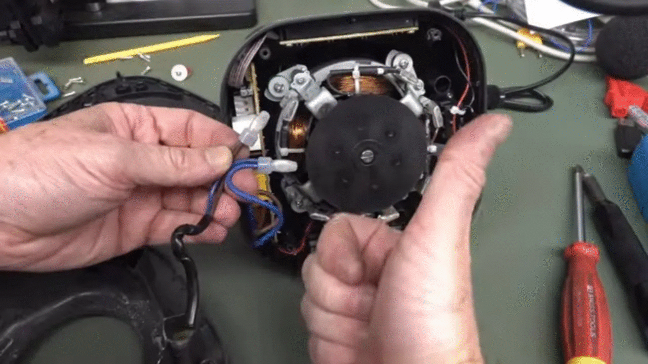 EEVblog 1675 - Ninja Blender REPAIR because WHY? (Right To Repair)
