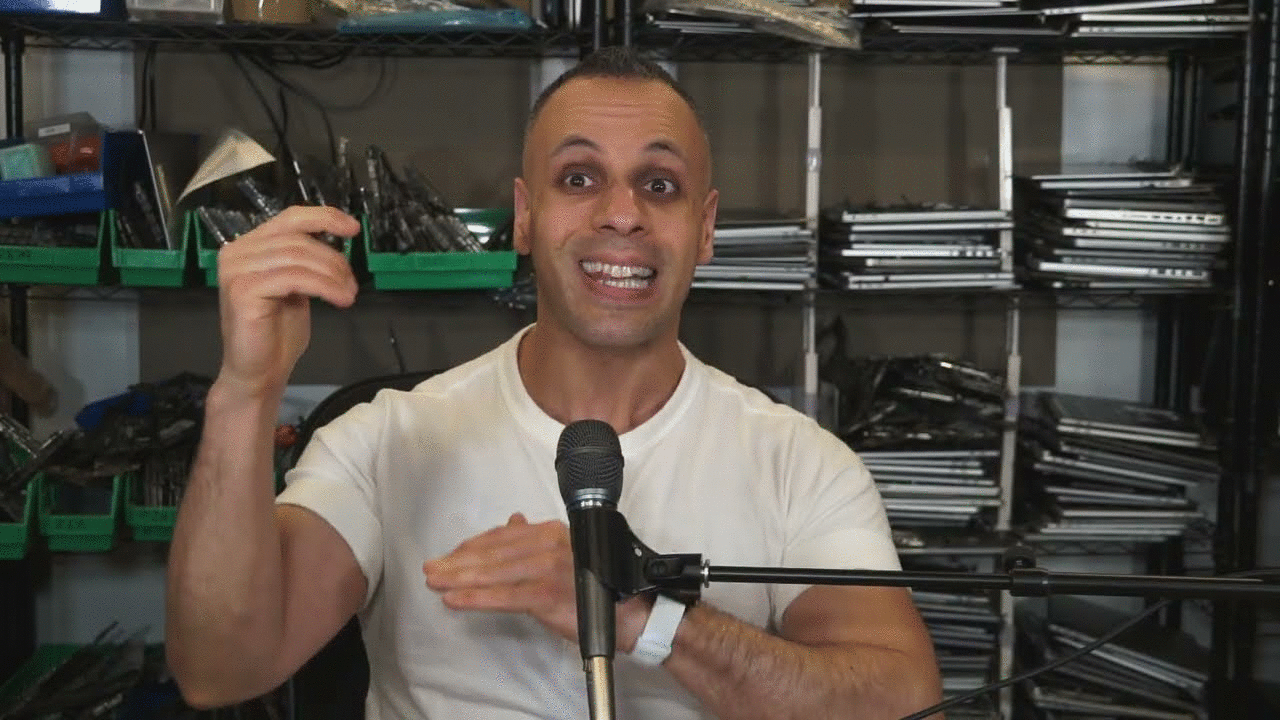 Google can't tell real websites from scams anymore 😂