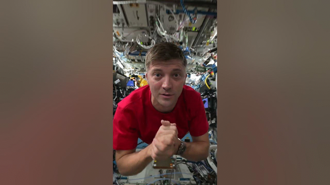 Astronaut Matthew Dominick Flies Through The International Space Station