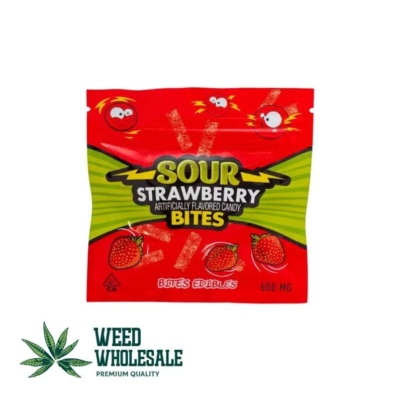 Packaging of Sour Strawberry Bites Gummies featuring red strawberry-flavoured sour gummy candies with sugar coating and 600MG THC labeling on the front of the bag.