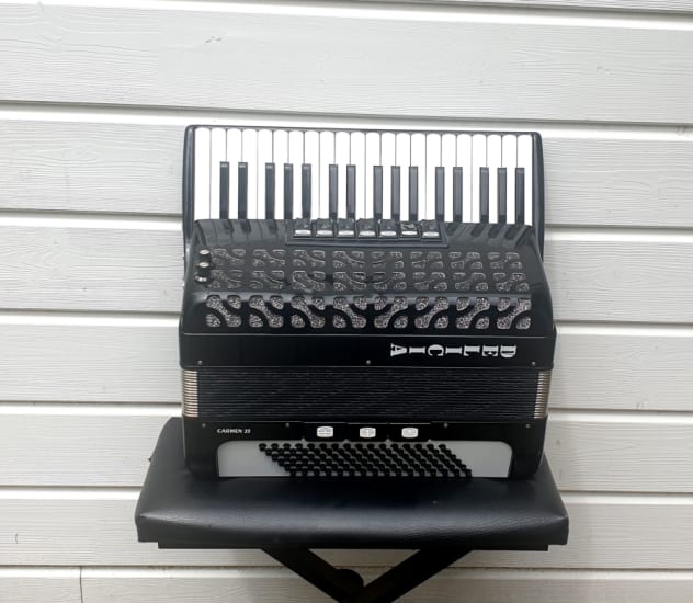 carmen 23 accordéon - atelier-musée collection