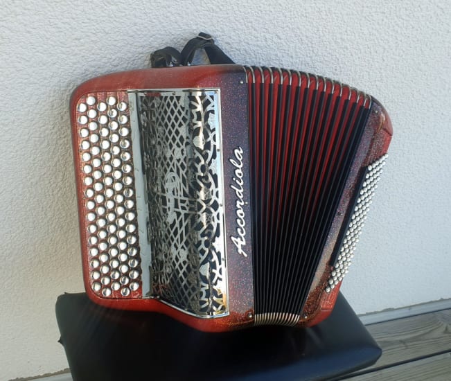 mod.02 accordéon - atelier-musée collection