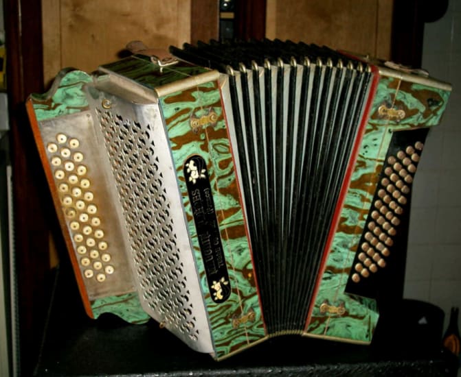 3rgs accordéon - atelier-musée collection