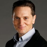 Gavin Belson