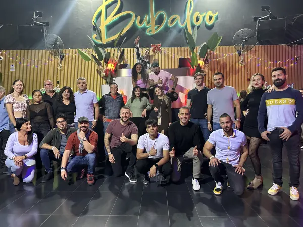 Foto alumnos taller sala bubaloo elche   The Latin Action   Clases Salsa y Bachata en Elche hsmczy