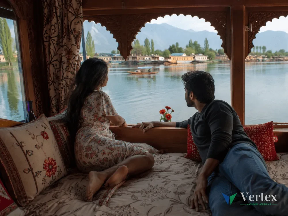Couple enjoying Honeymoon in Houseboat