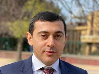 Сегодня свой день рождения празднует депутат Городского Собрания Сочи Владимир Торосян