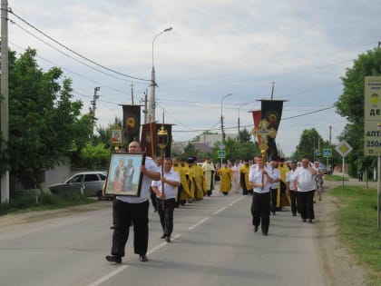 Крестный ход и праздничная литургия, посвященные  Дню памяти святых равноапостольных Кирилла и Мефодия пройдут в Славянске-на-Кубани