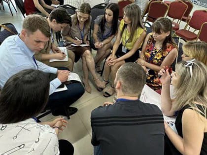 Молодежные национальные лидеры и специалисты администраций муниципальных образований  края получили навыки организации флешмобов