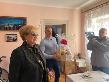Краснодарские парламентарии побывали в гостях у свидетеля блокады Ленинграда