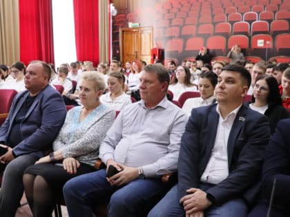 В Динском механико-технологическом техникуме прошел форум молодых избирателей «Да! Выбо.ру!»