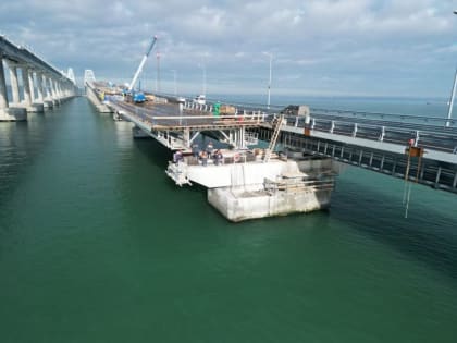 На Крымском мосту в январе установят первые пролеты левой стороны автомобильной части