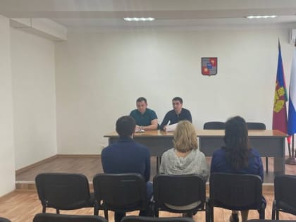 Артур Аракелян провёл плановый прием граждан в микрорайоне Лоо