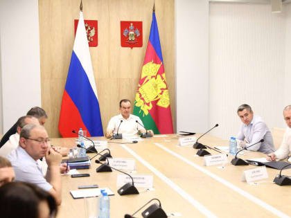 Вениамин Кондратьев провел совещание по пожару в Сухой щели