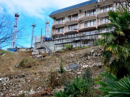 В Сочи займутся ликвидацией последствий оползня на улице Альпийской