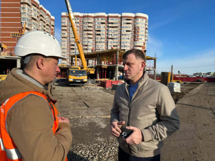 Мэр Краснодара проверил ход строительства школ и детсадов в районе Западного Обхода