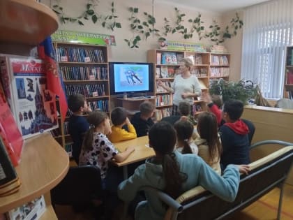 Юные читатели гражданской библиотеки разгадали кроссворд про спорт