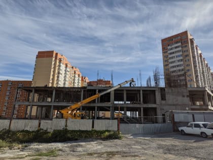 Строительство новой школы в Цемдолине