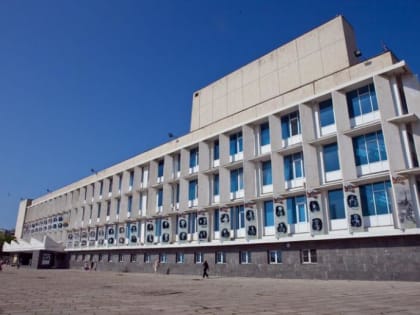 ​“Запредельный идиотизм” или “сознательное вредительство”: в Севастополе воздушной тревоги зрителей выгнали из Дворца культуры