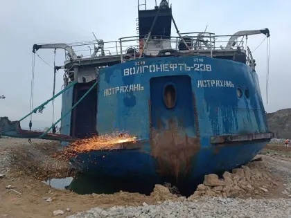 Путин поручил представить предложения по улучшению мер по ликвидации разливов нефти