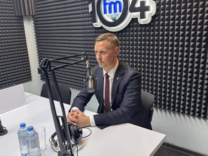 Жителей города-героя Новороссийска приглашают принять участие в предварительном подведении итогов уходящего года в прямом эфире радио «Новая Россия»