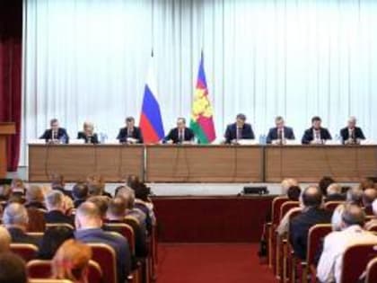 Вениамин Кондратьев поручил построить в Староминском районе служебное жилье для медицинских работников