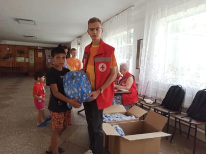 Помощь детям переселенцев в Апшеронском районе