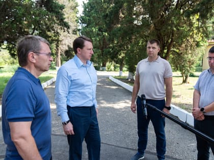 Виктор Филонов принял участие в выездном заседании летнего оперативного штаба по вопросам стабильного обеспечения коммунальными ресурсами в пик курортного сезона