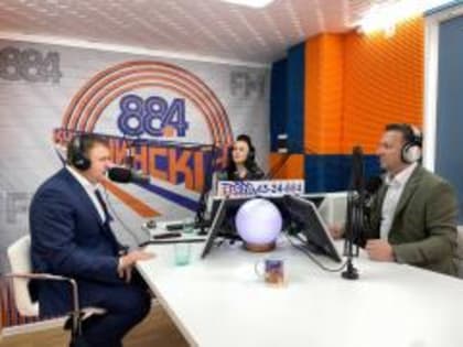 В прямом эфире на Курганинск 88.4 фм