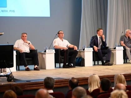 Андрей Кравченко провел открытую встречу с жителями города-героя Новороссийска