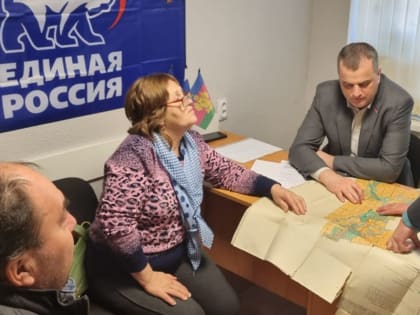 Приём граждан в Белореченске провёл депутат ЗСК Алексей Косач