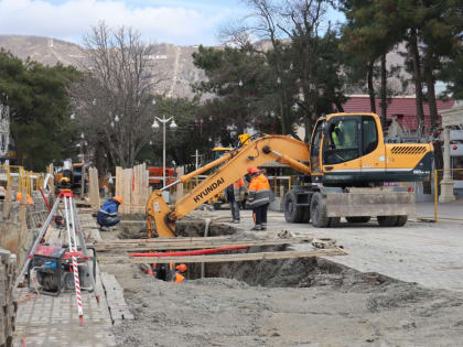 В Геленджике продолжается реализация проекта «Чистая бухта»