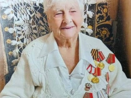 Вениамин Кондратьев поздравил ветерана из Краснодара с вековым юбилеем