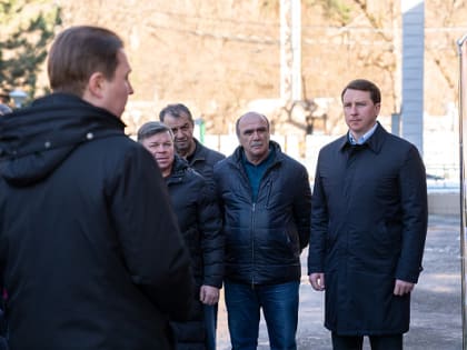 Глава Сочи Алексей Копайгородский обсудил с жителями Красной Поляны развитие поселка