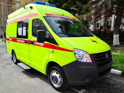 СТАНЦИЯ СКОРОЙ МЕДИЦИНСКОЙ ПОМОЩИ ГОРОДСКОЙ БОЛЬНИЦЫ № 1 НОВОРОССИЙСКА ПОЛУЧИЛА КЛЮЧИ ОТ НОВОГО АВТОМОБИЛЯ СКОРОЙ ПОМОЩИ